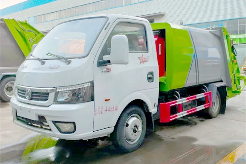 Dongfeng 4-Cubic Meter Compression Garbage Truck